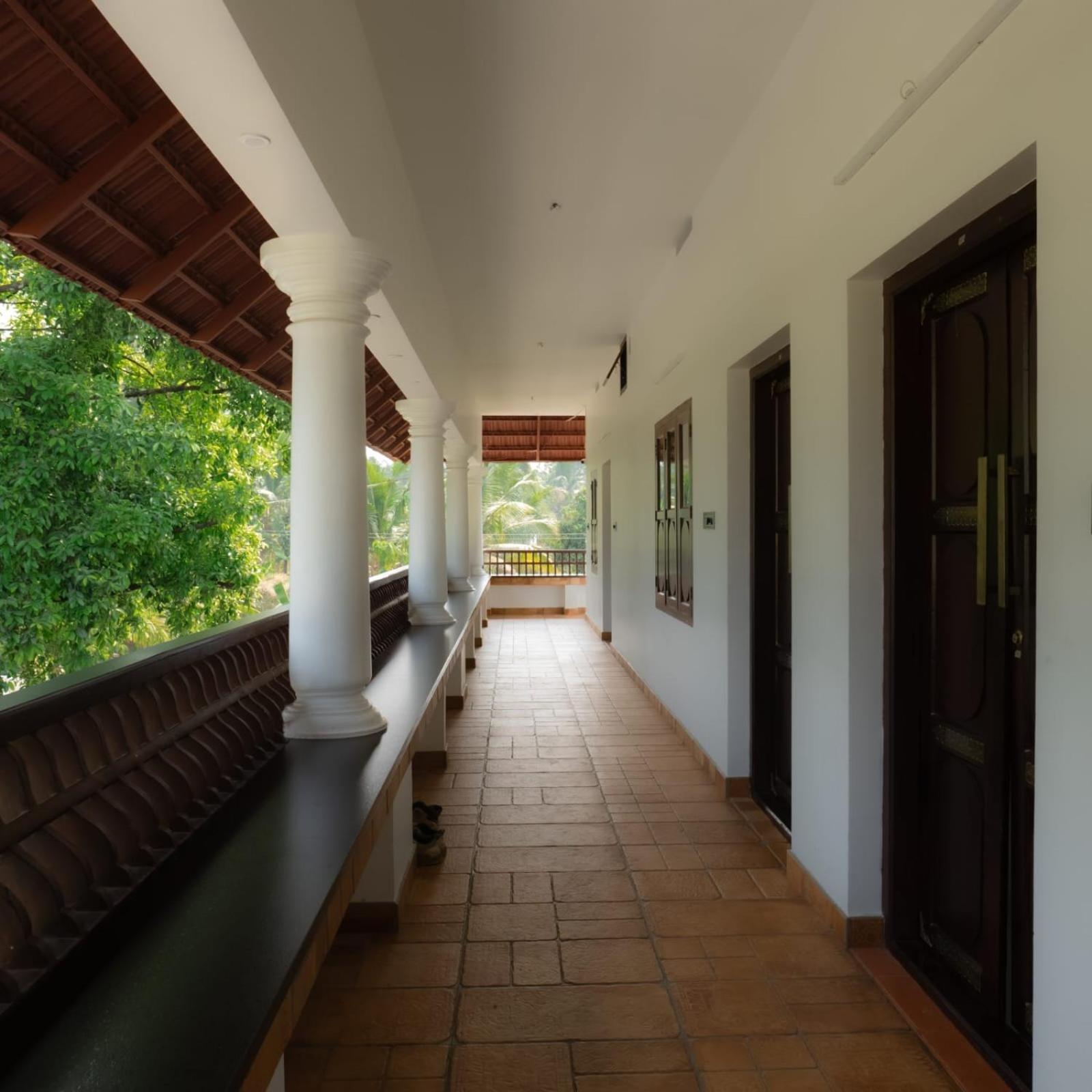 Tamarind Heritage Holiday Home Angamali Exterior foto